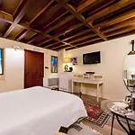 Avalon Boutique Rhodes Hotel