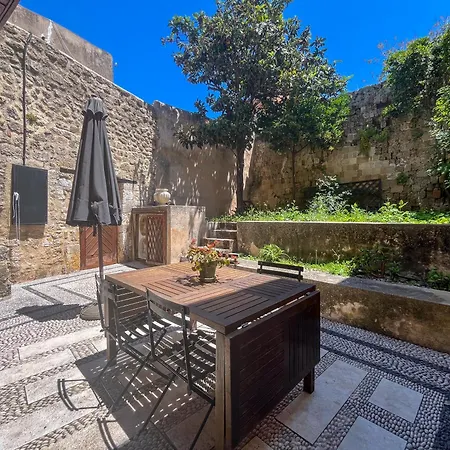 Avalon Boutique Rhodes מלון 4*