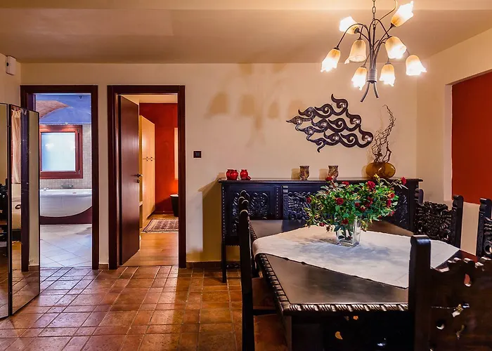 Avalon Boutique Rhodes ホテル 4*