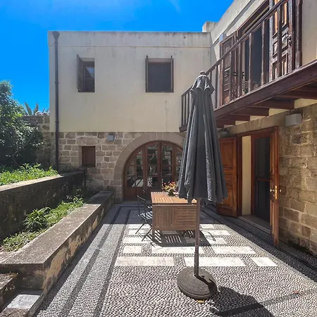 מלון Avalon Boutique Rhodes 4*